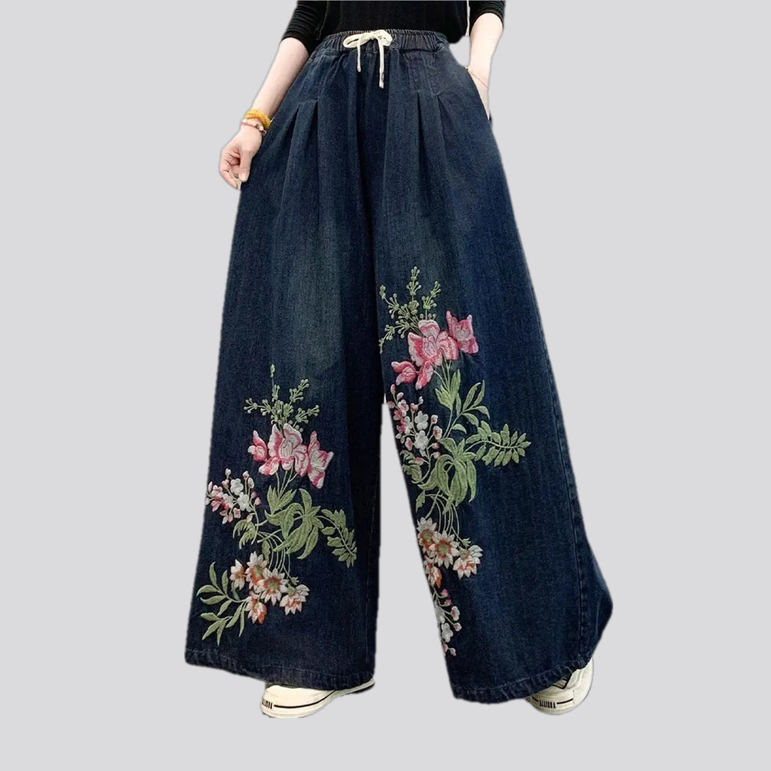 Fashionable medium rise women's denim culottes